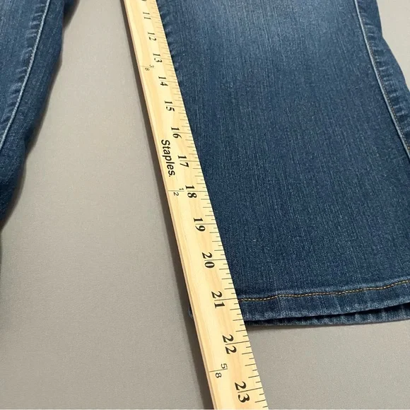 Torrid First at Fit Women's Blue Jegging Crop Jeans, Size 24 - Picture 12 of 12